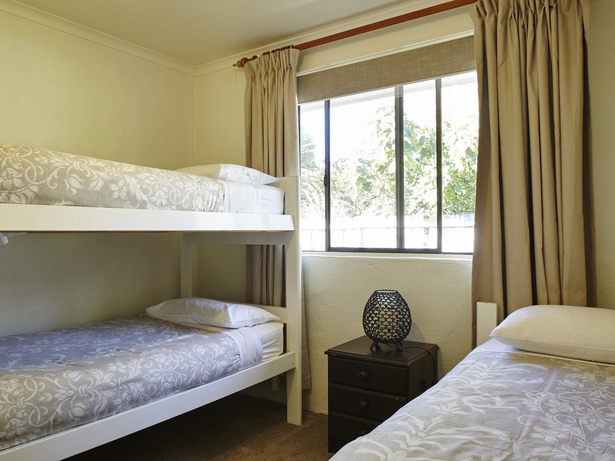 Willow Dene Apartment Bright